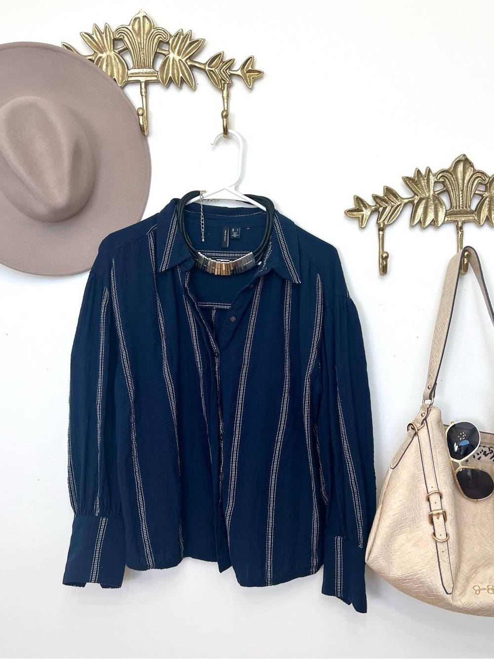 Vero Moda Navy Button-Up Shirt with White Pinstripes L ptp 23” l 25”